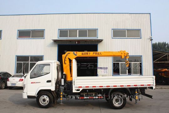 點擊查看詳細(xì)信息<br>標(biāo)題：3噸隨車吊 閱讀次數(shù)：2517