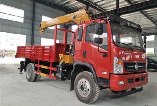 點擊查看詳細(xì)信息<br>標(biāo)題：5噸大運隨車吊 閱讀次數(shù)：1989
