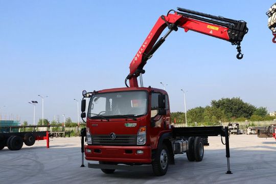 點(diǎn)擊查看詳細(xì)信息<br>標(biāo)題：6.3噸折臂吊 閱讀次數(shù)：2699